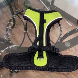 New Pet Safe XS Green Harness No Tags